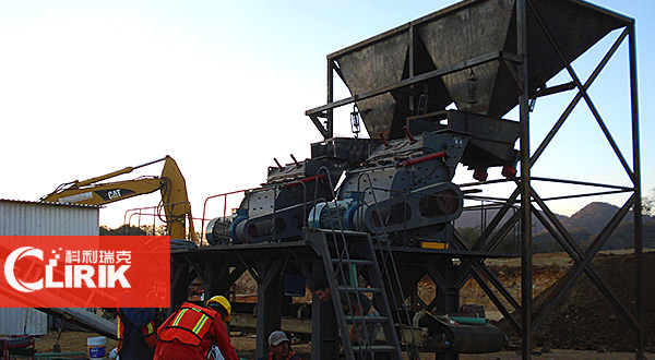 超細(xì)磨粉機